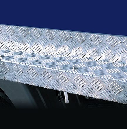 알루미늄 체크플레이트 스탭