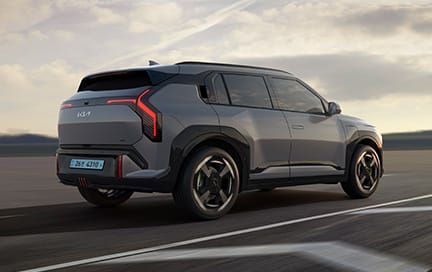 The Kia EV3 GT 후면 디자인