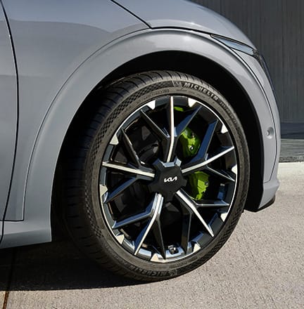 21인치 전면가공 휠, 네온 칼라 브레이크 캘리퍼