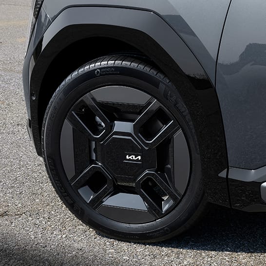 GT-Line 전용 21인치 다크 실버 휠