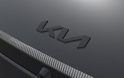 K8 시그니처 블랙 전용 엠블럼