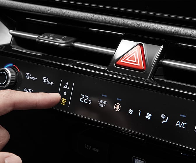 인포테인먼트 / 공조 전환 조작계