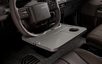 스티어링 휠 테이블