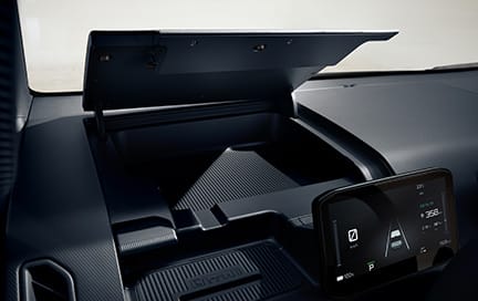 운전석 크래쉬패드 상단 트레이