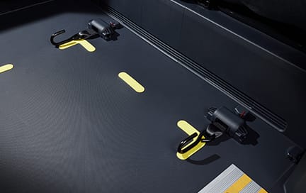 휠체어 전/후방 고정장치