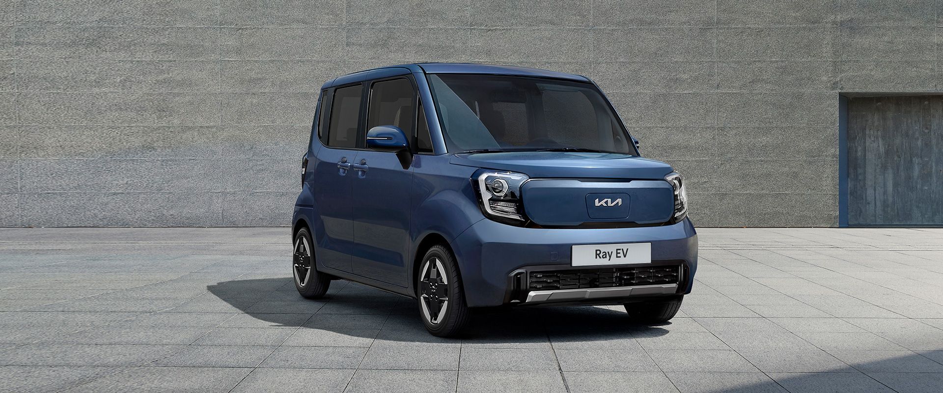 레이 EV 외장 스모크 블루 정측면