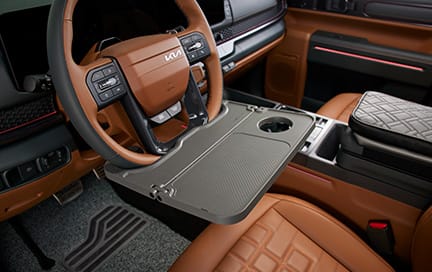 스티어링 휠 테이블